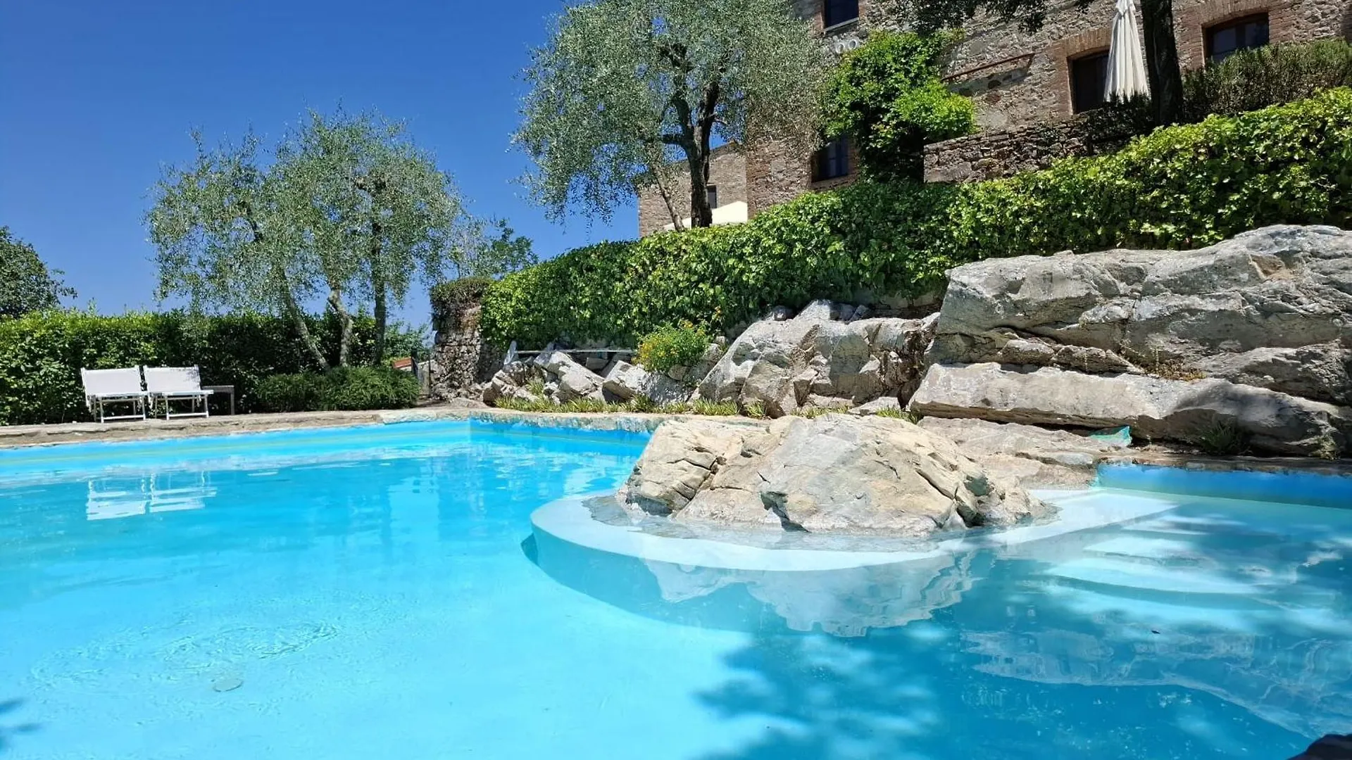 Farma Borgo Livernano Radda in Chianti