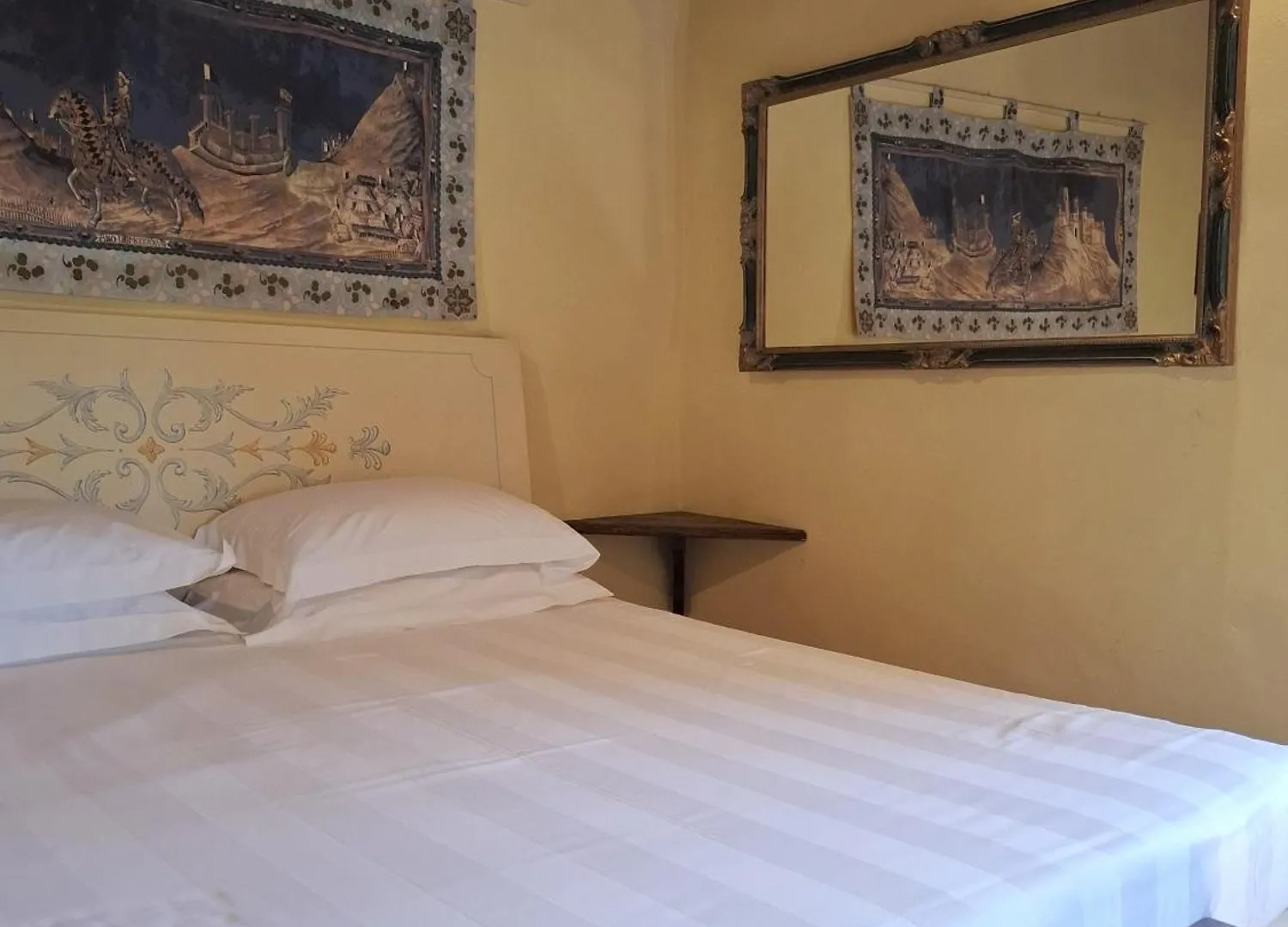 Borgo Livernano Radda in Chianti 0*,  Olaszország